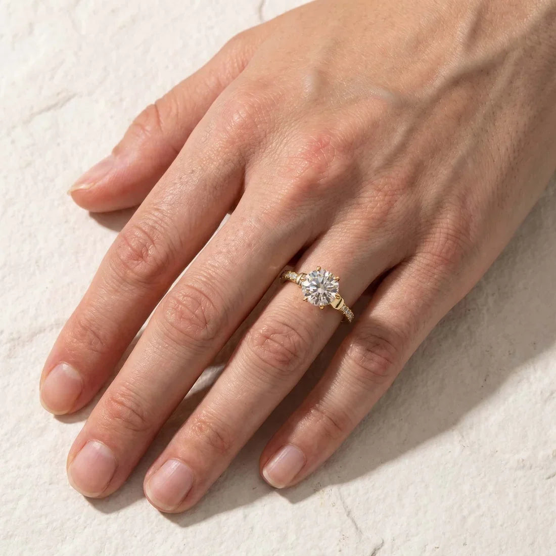 Moissanite Round Cut Bow Design Engagement Ring