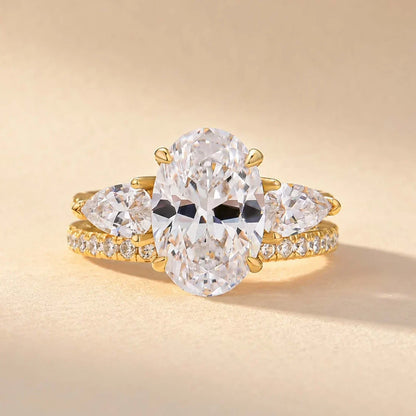 Oval Cut Wedding Ring Set for Women