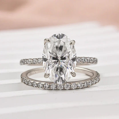 Oval Cut Wedding Ring Set