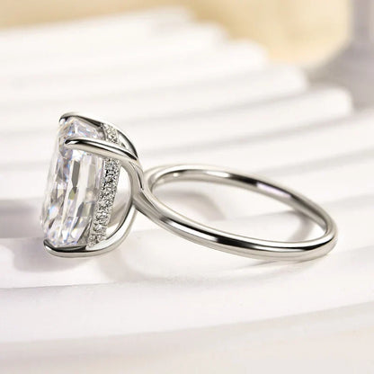 Sparkle Cushion Cut Engagement Ring for Women