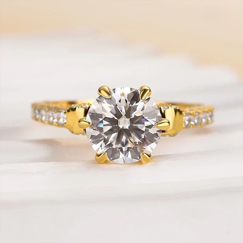 Moissanite Round Cut Bow Design Engagement Ring