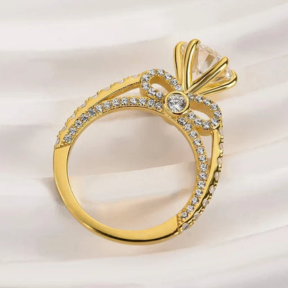 Moissanite Round Cut Bow Design Engagement Ring