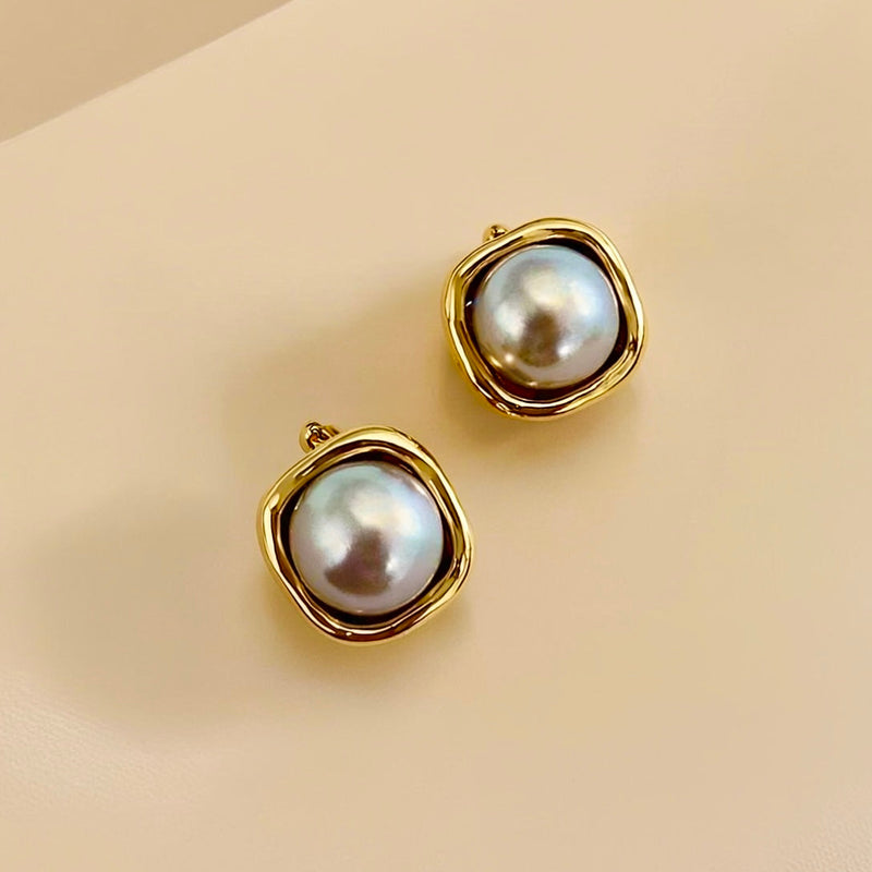 Pearl jewellery