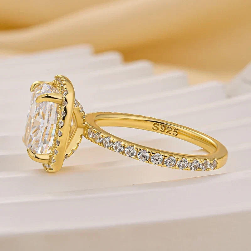 Luxurious Halo Cushion Cut Engagement Ring