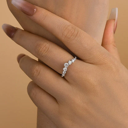 Round Cut Curved Design Thin Wedding Ring