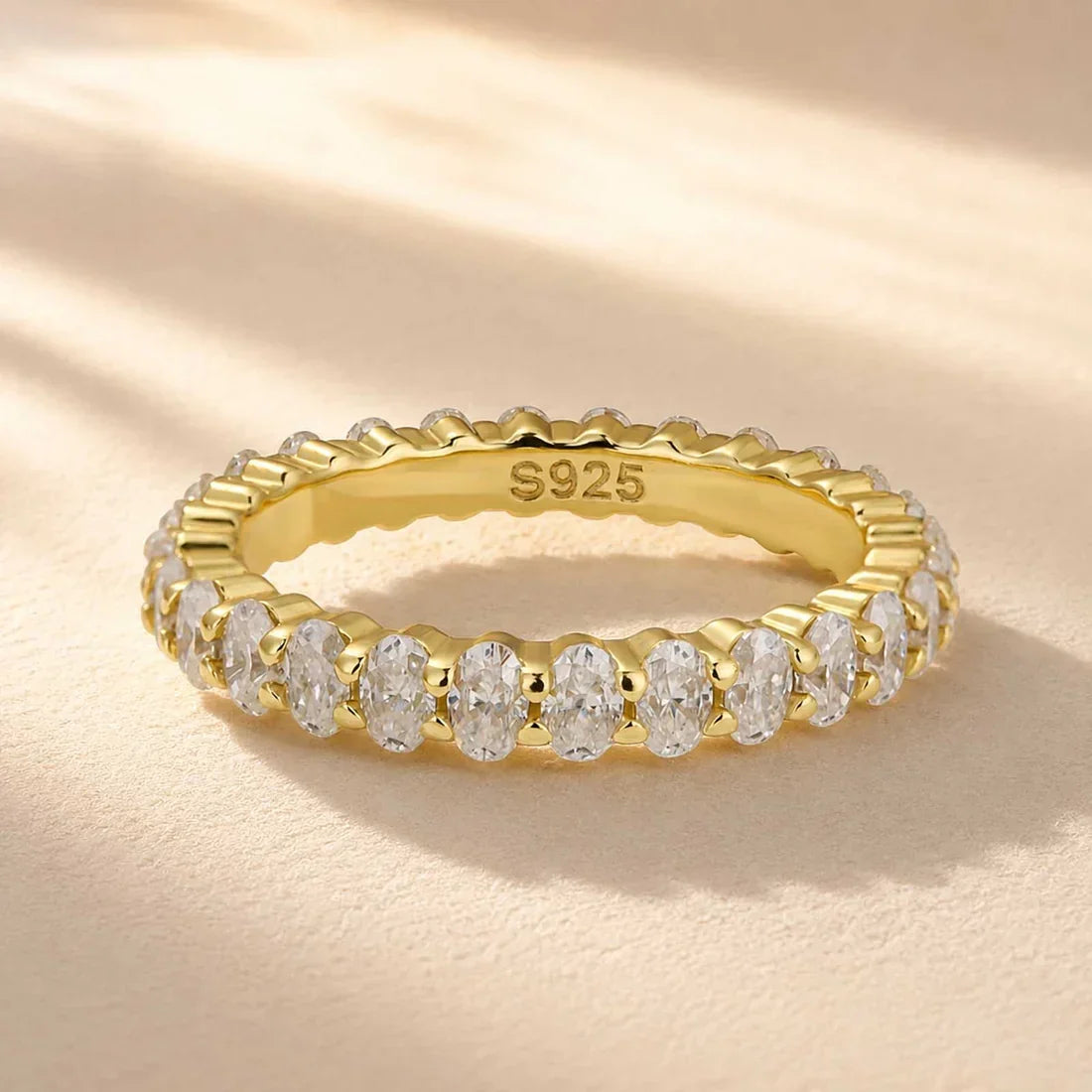 Oval Cut Wedding Ring For Women