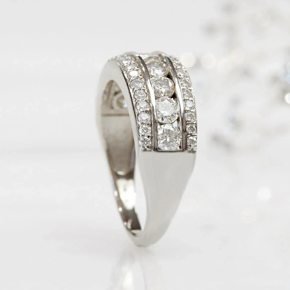 Elegant Silver Stone Ring