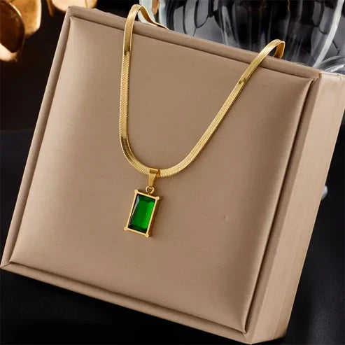 Iselotte Verdain Jewelry emerald