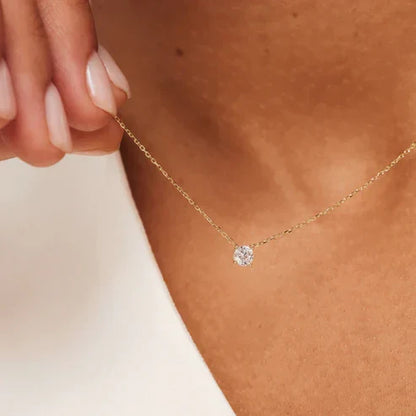 ClÃ©a Moissanite Stone Necklace
