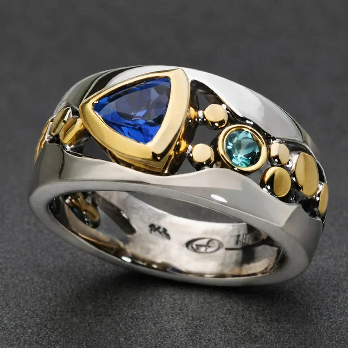 Dual Tone Sapphire Crest Ring